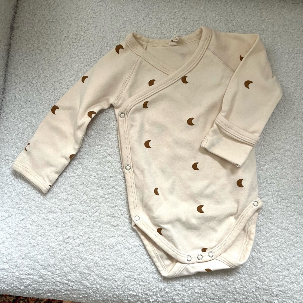 Quincy Mae Moon Print Kimono Onesie 3-6M